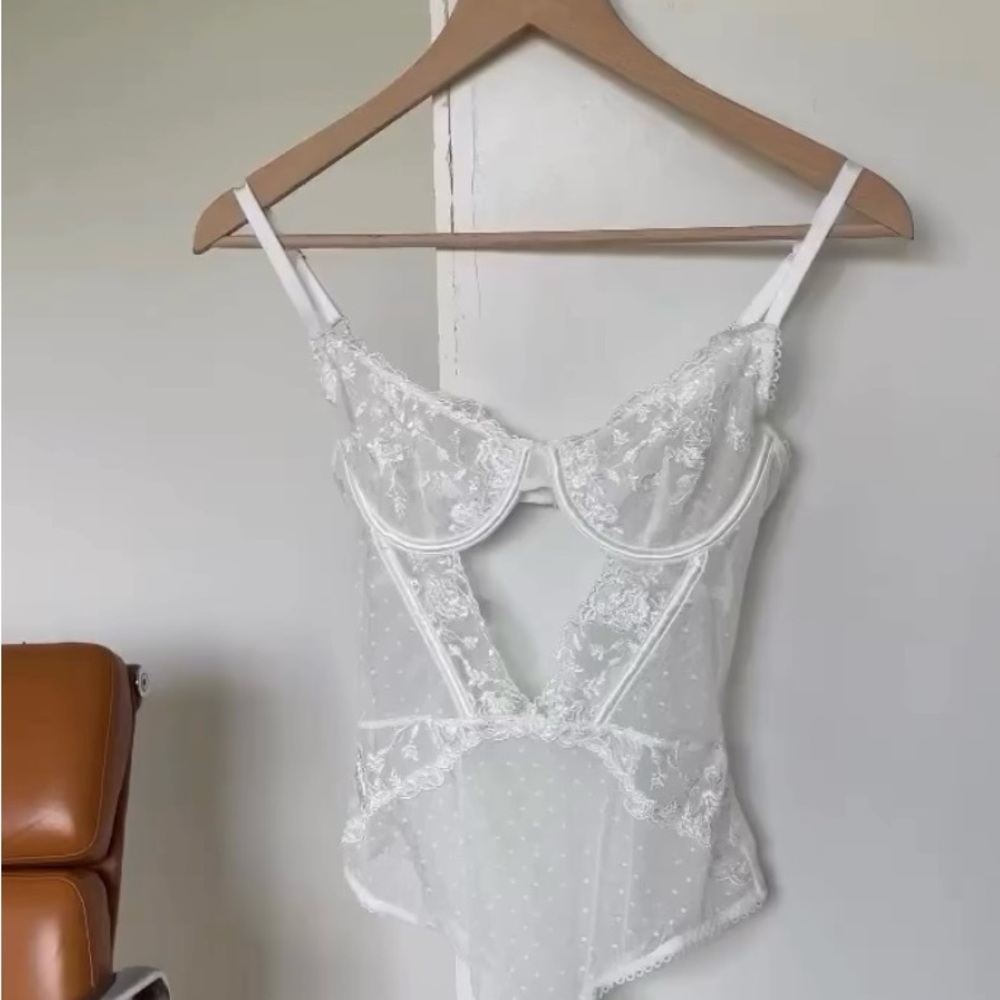 New Never Worn Kat the Label Bridal Lingerie Nicolette White Lace Bodysuit